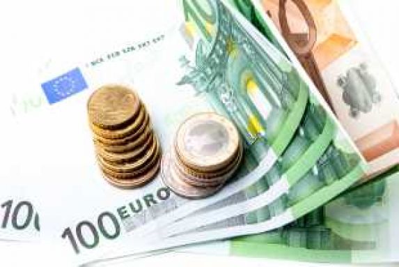 Пет български банки осигуряват еврофинансиране на малки предприятия