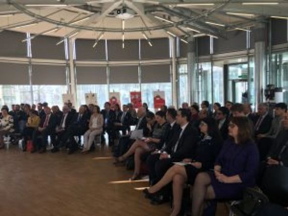 Бизнесът в Швейцария се запозна с въвеждането на дуалното обучение в България